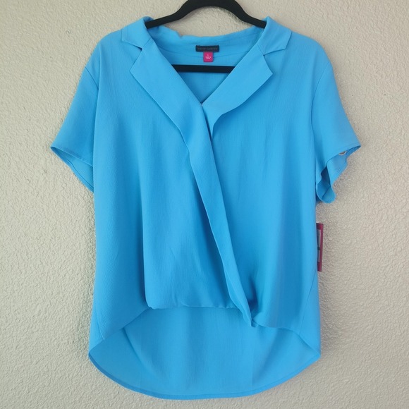 NWT Vince Camuto Turquoise Blue Collared Top Blouse Size L Short Sleeve Textured - Picture 1 of 10